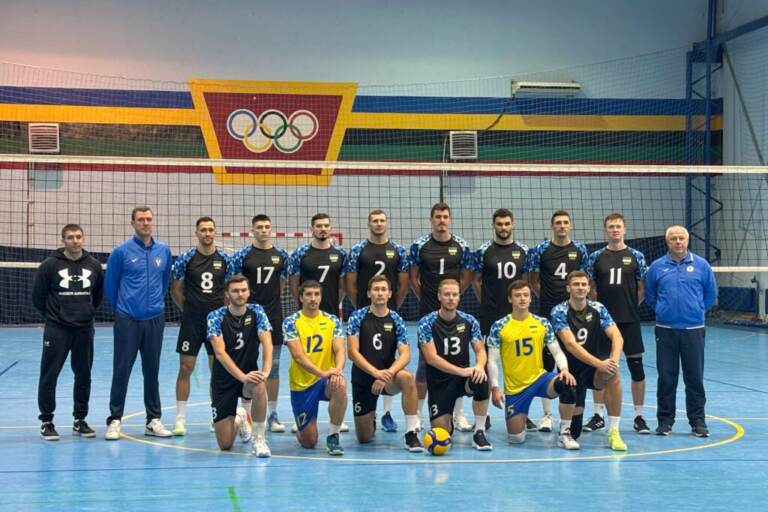 Яскраве протистояння закарпатських і київських волейболістів